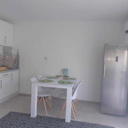 شقة Liliom Apartman Hévíz المظهر الخارجي الصورة